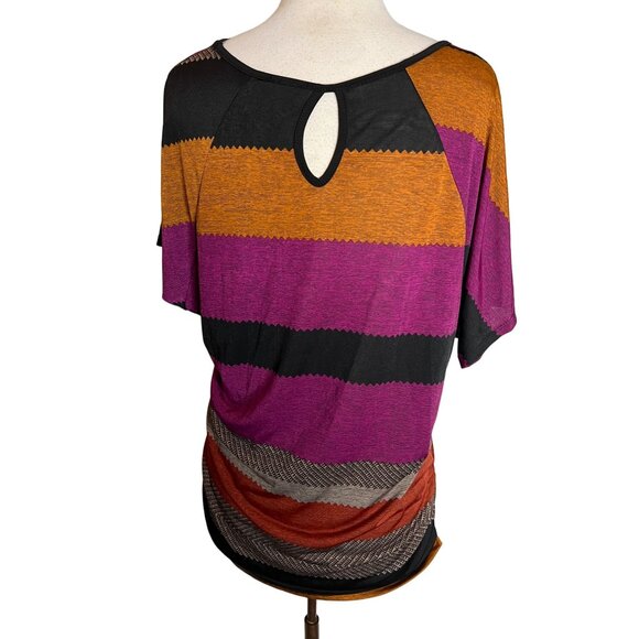 Lavish Women's Size XL Rainbow Colorful Striped Top With Side Ruching Keyhole Ba - Picture 4 of 8